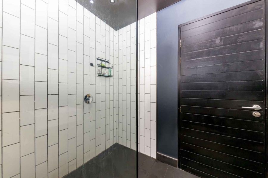 2 Bedroom Property for Sale in Woodstock Western Cape